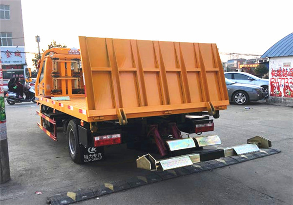 東風多利卡藍牌一拖二清障車 東風多利卡藍牌一拖二清障車