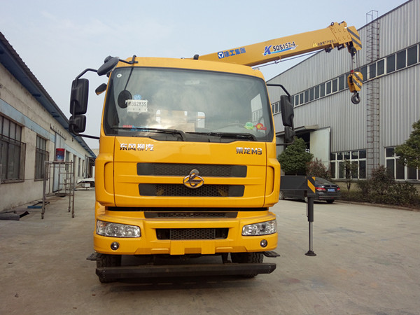 東風柳汽乘龍徐工6.3噸隨車吊