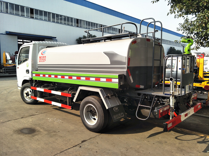 東風福瑞卡灑水車