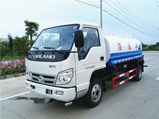 福田時(shí)代灑水車(chē)