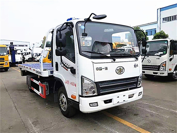 解放虎V藍(lán)牌一拖二清障車